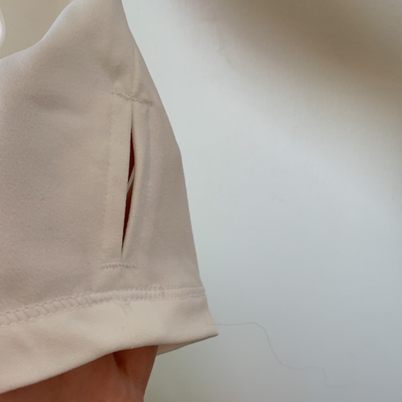 NWT Victoria’s Secret “On Point” Cropped White Active Jacket - Picture 6 of 8